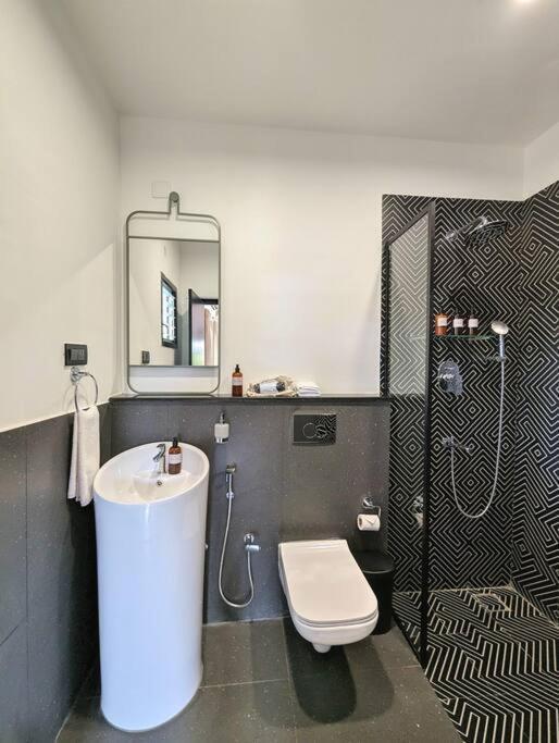 Cove Luxury Beach Villa Mahábalípuram Exteriér fotografie